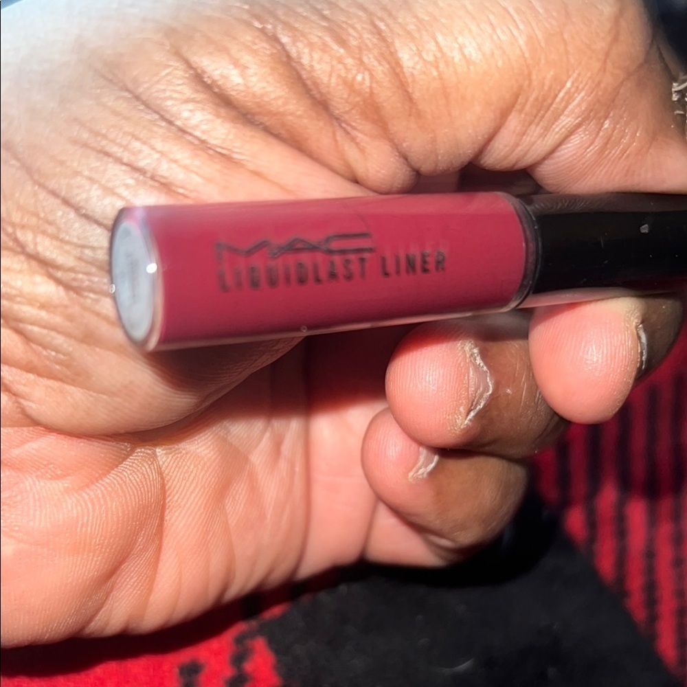 MAC Cosmetics Liquidlast Liner - Bold Red